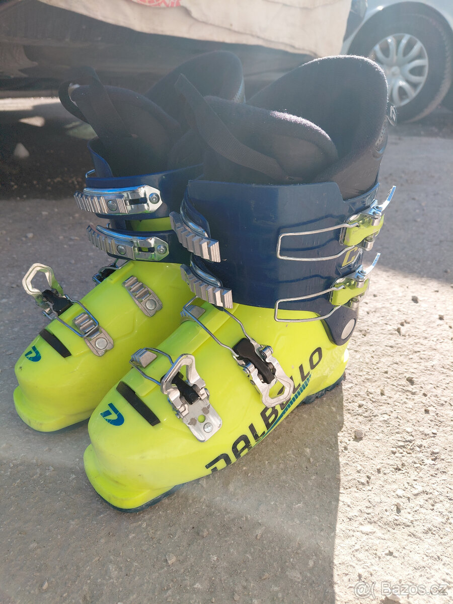 Dětské sjezdové lyže a boty - 3