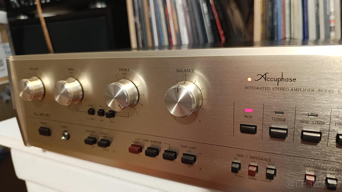 ACCUPHASE E-204 Stereo Integrated Amplifier/HI-END - 3