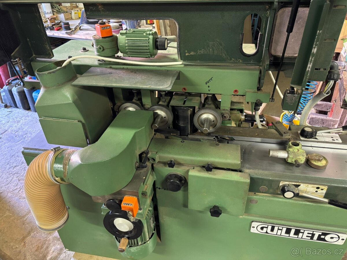 Čtyřstranná frézka - 3