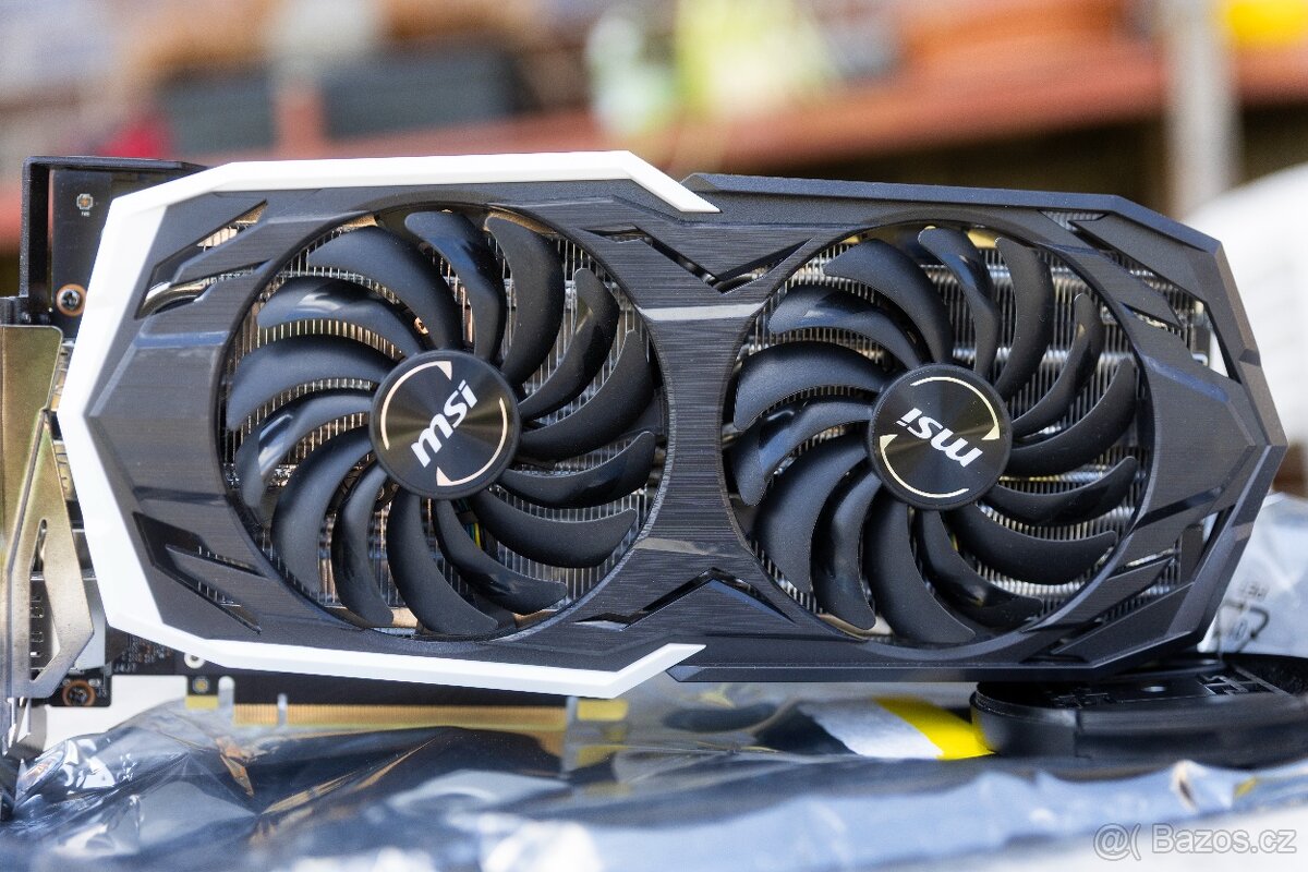 MSI GeForce RTX 2070 ARMOR 8G - 3