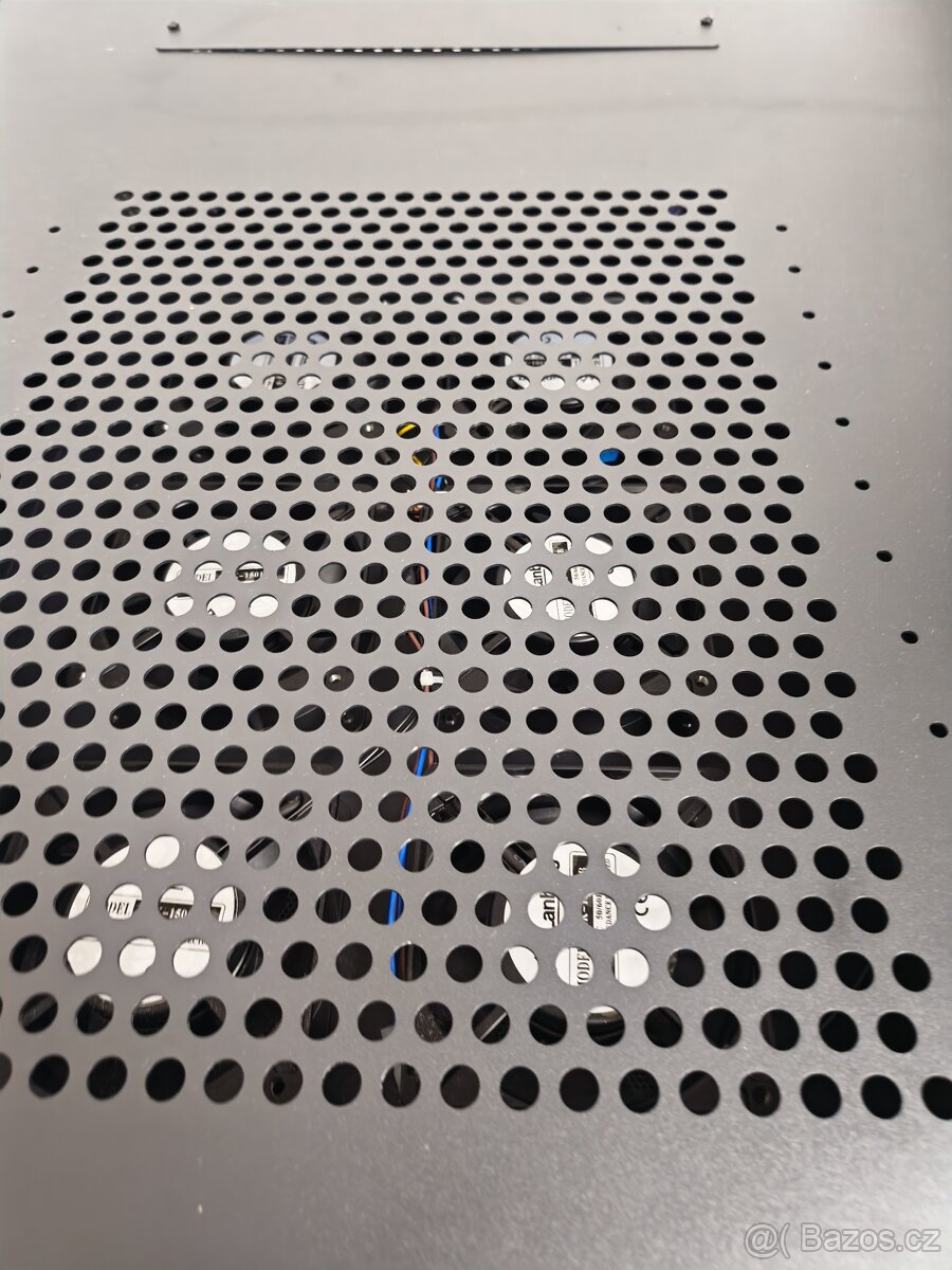 Zařízený rack 15U + UPS 3000VA + Switch Cisco + case na PC - 3