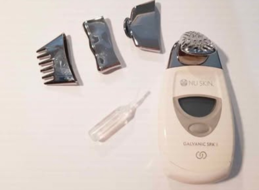 Galvanická žehlička Nu Skin Galvanic Spa II - 3