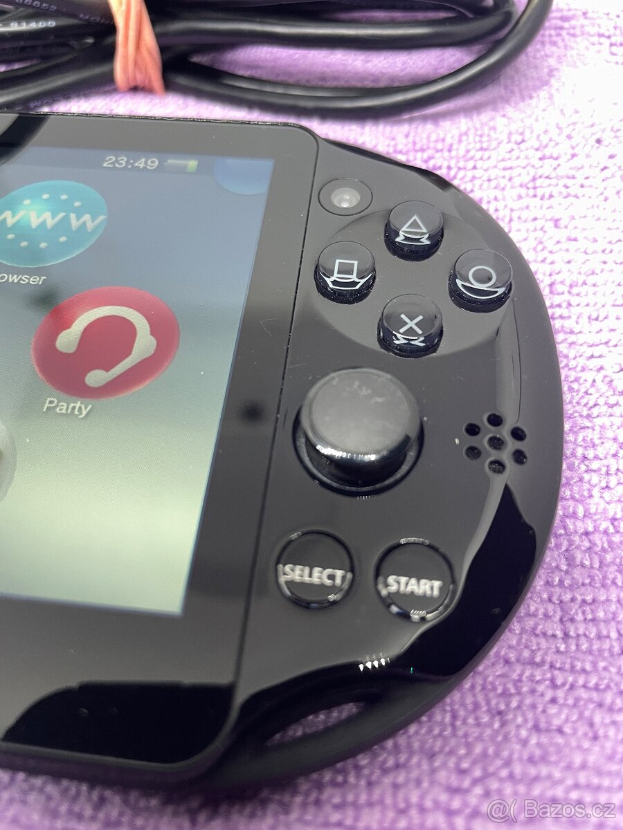 PS VITA PCH-2016 LCD displej - 3