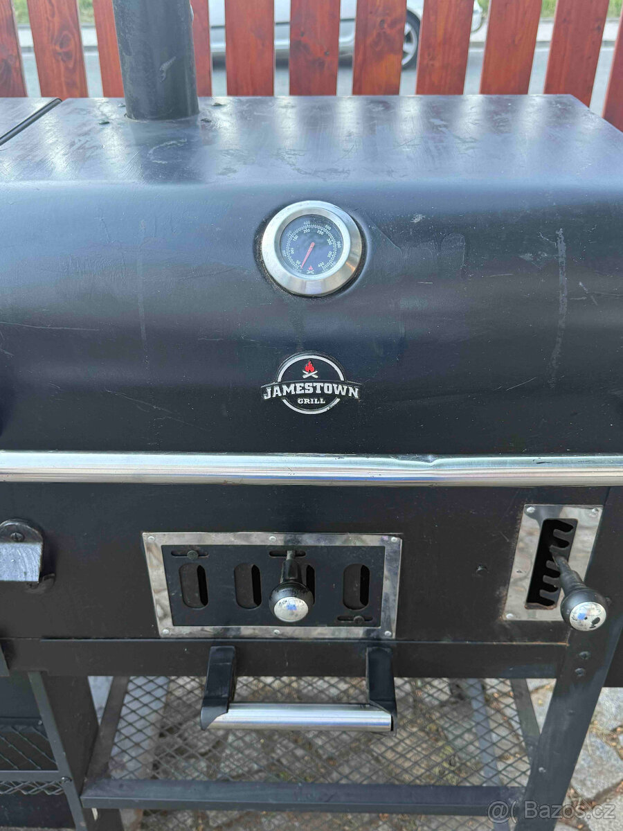 Jamestown grill - 3