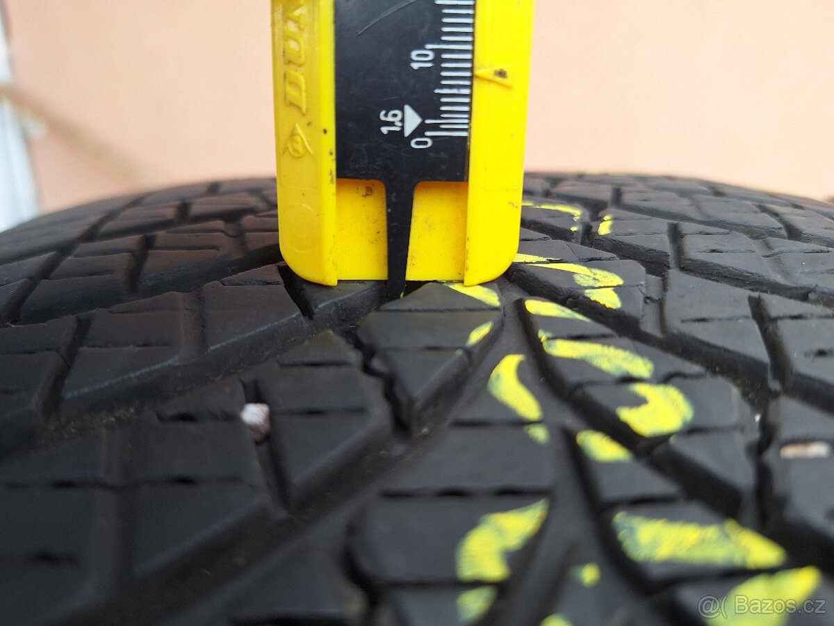 Prodám pneu 225/40/18 Goodyear celoroční - 3
