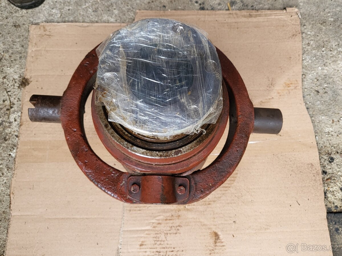 Mailer, hydraulický zvedák - 3