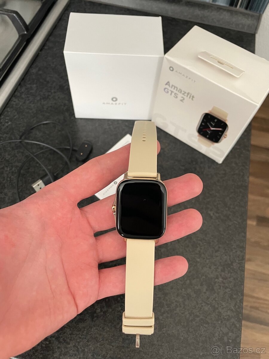 Chytré hodinky Amazfit GTS 2 - TOP STAV - 3