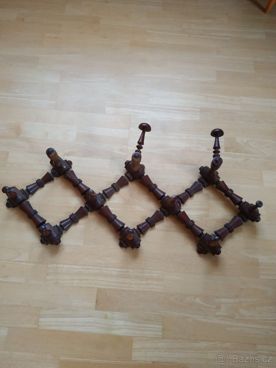 Dřevěný skládací věšák 50x85cm - 3