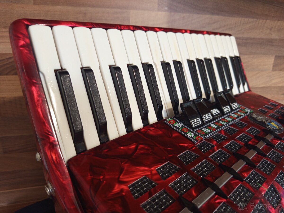 Akordeon (harmonika, heligonka) Weltmeister 80 - 3
