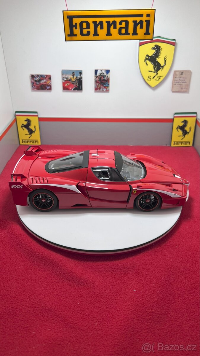 Ferrari FXX Evoluzione 1:18 Hot Wheels Elite - 3