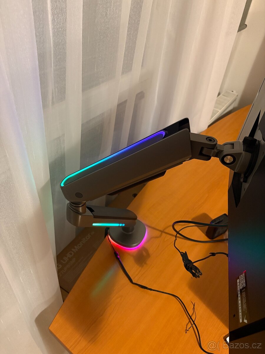 Herní monitor ASUS TUF Gaming VG27AQ, 27 palců - 3