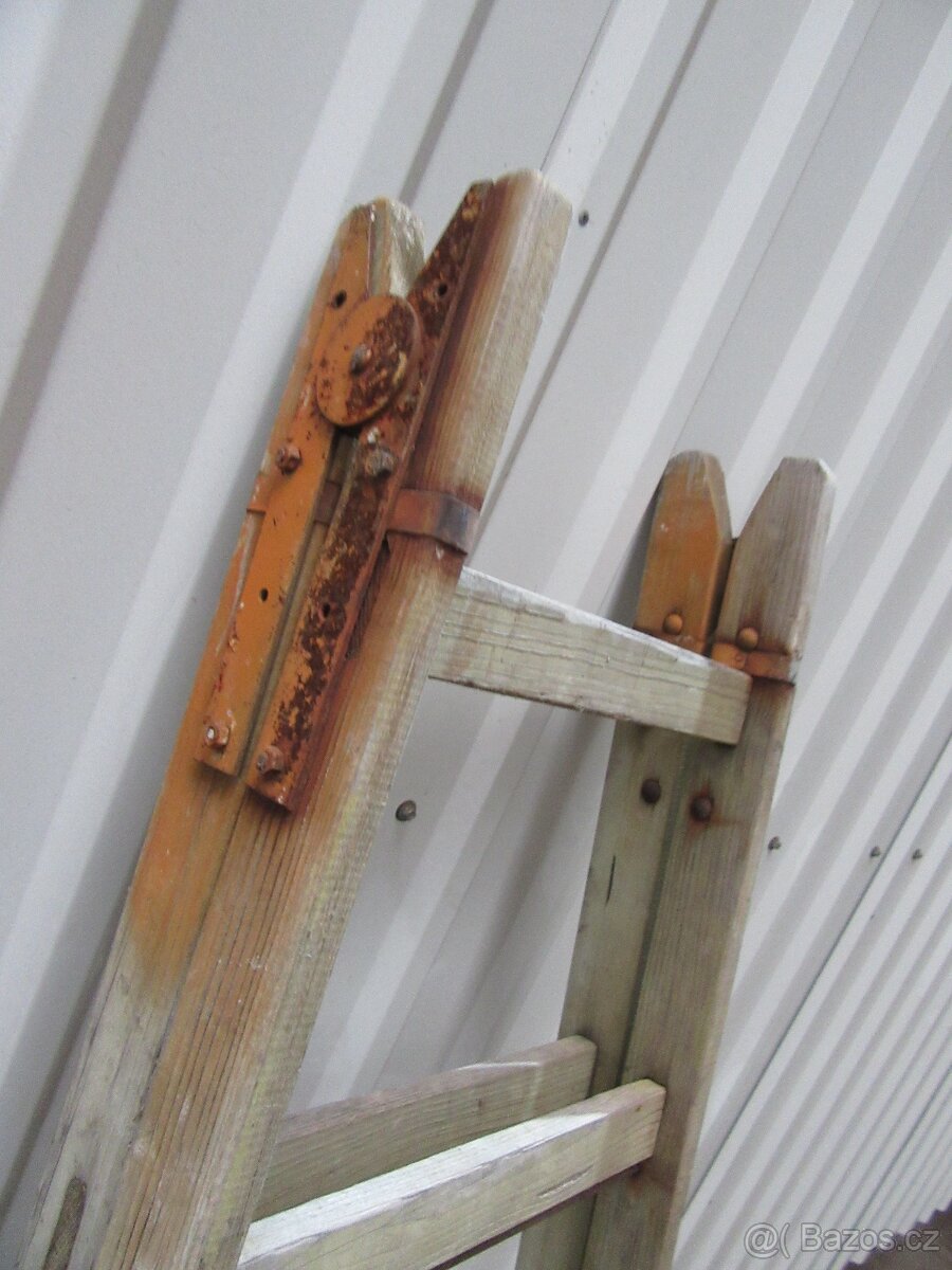 Nabízím staré dřevěne štafle. Jsou funkční. původní stav. Je - 3