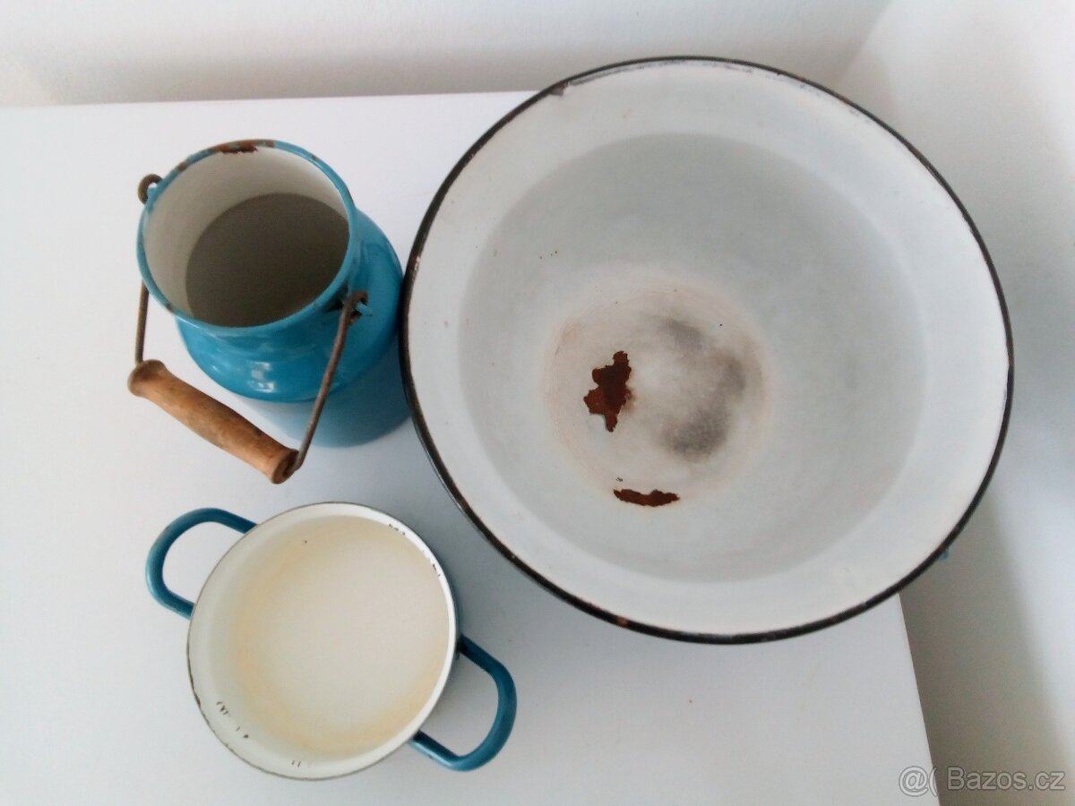 Staré, modré, smaltované nádobí - 3