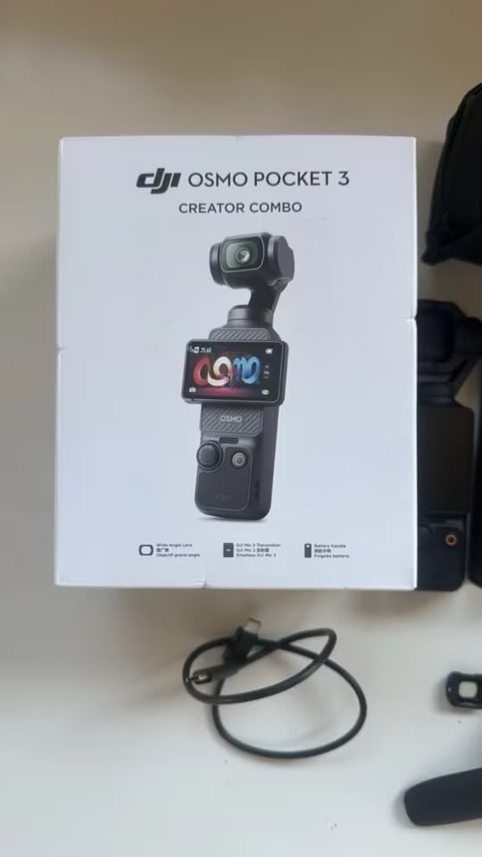 DJI Osmo Pocket 3 Creator Combo - 3
