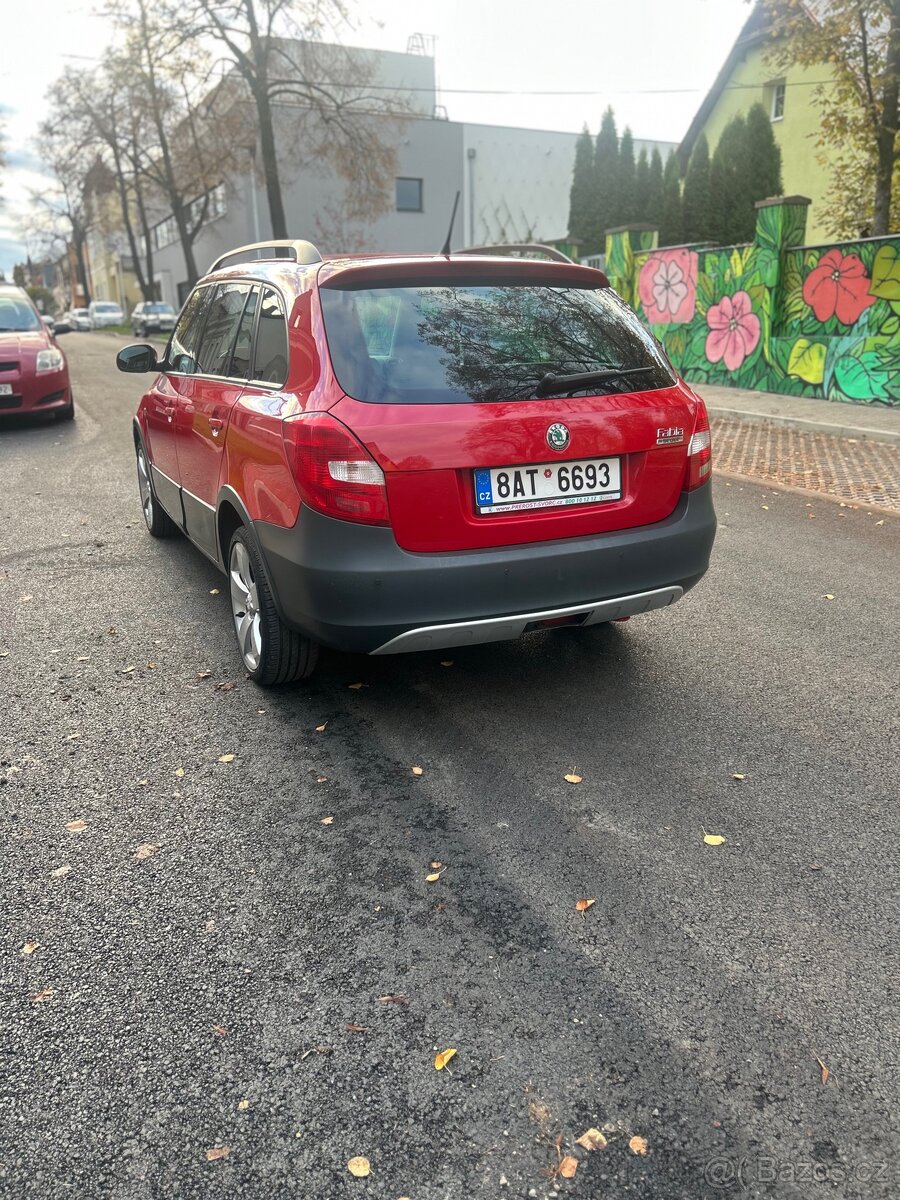 Škoda fabia scout 1.6 tdi - 3