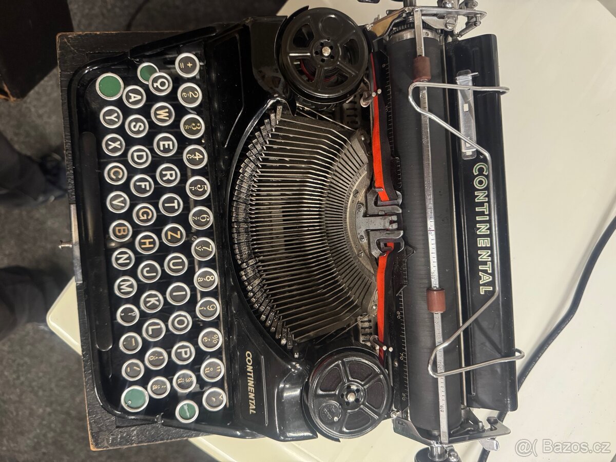 Starožitný psací stroj CONTINENTAL - 3