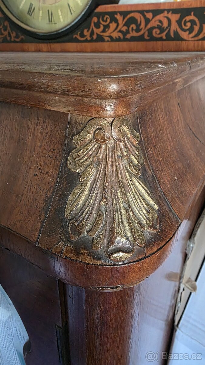 Starožitná komoda - 3
