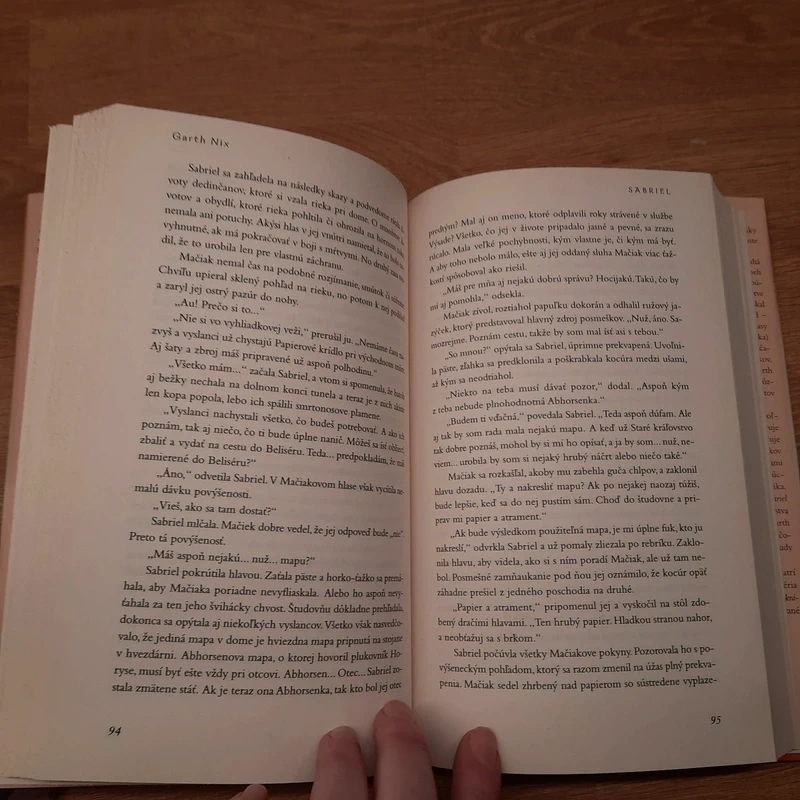 Sabriel, Garth Nix - 3