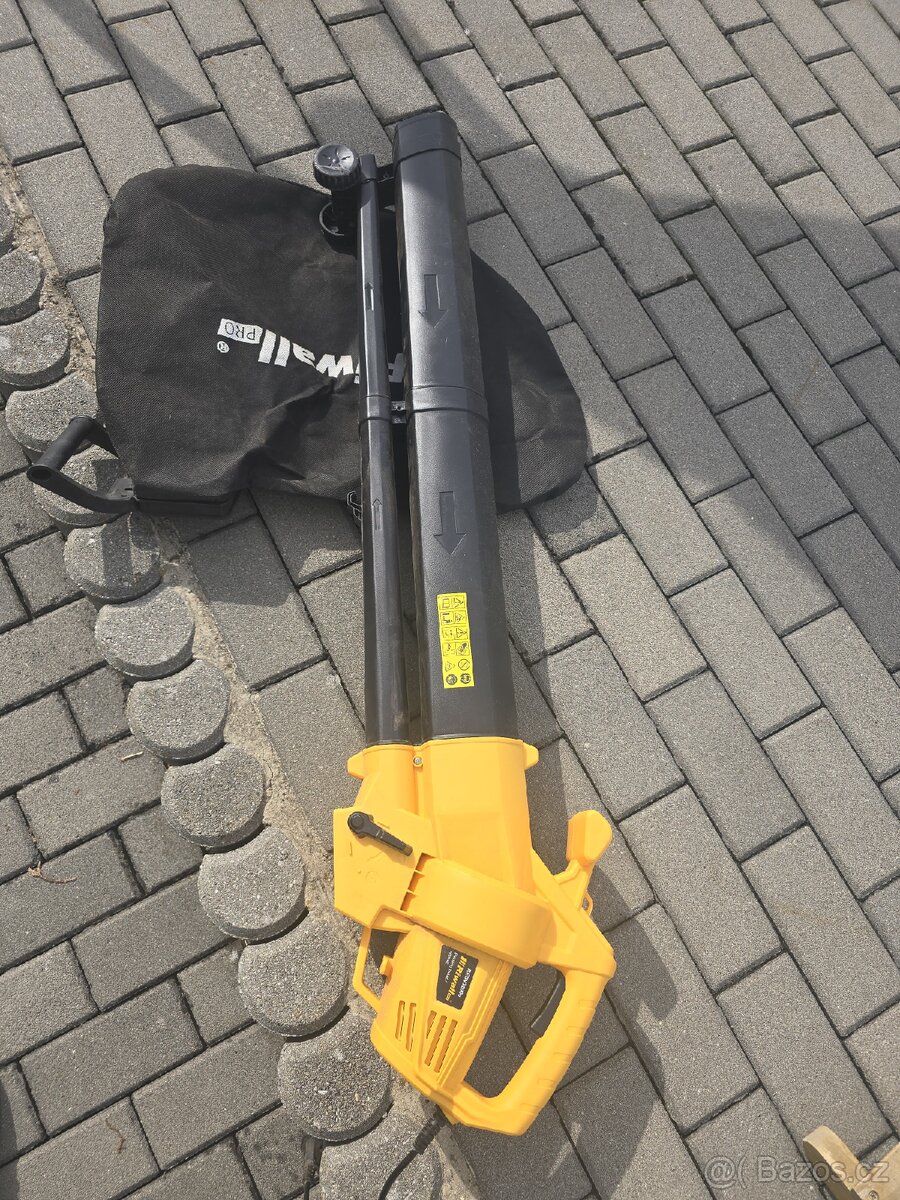 Elektricky foukač. Vysavač - 3