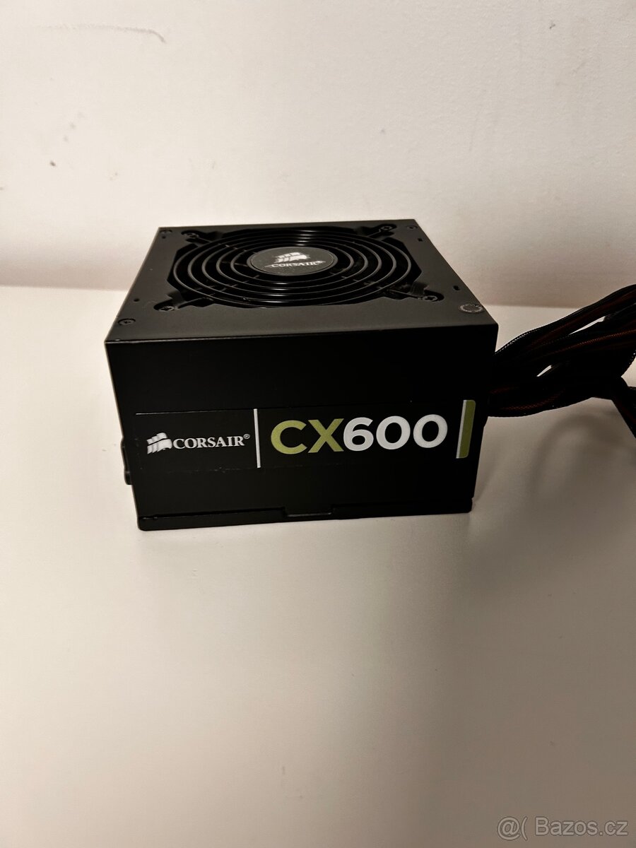 Corsair CX600 (600W, 80 PLUS) - 3