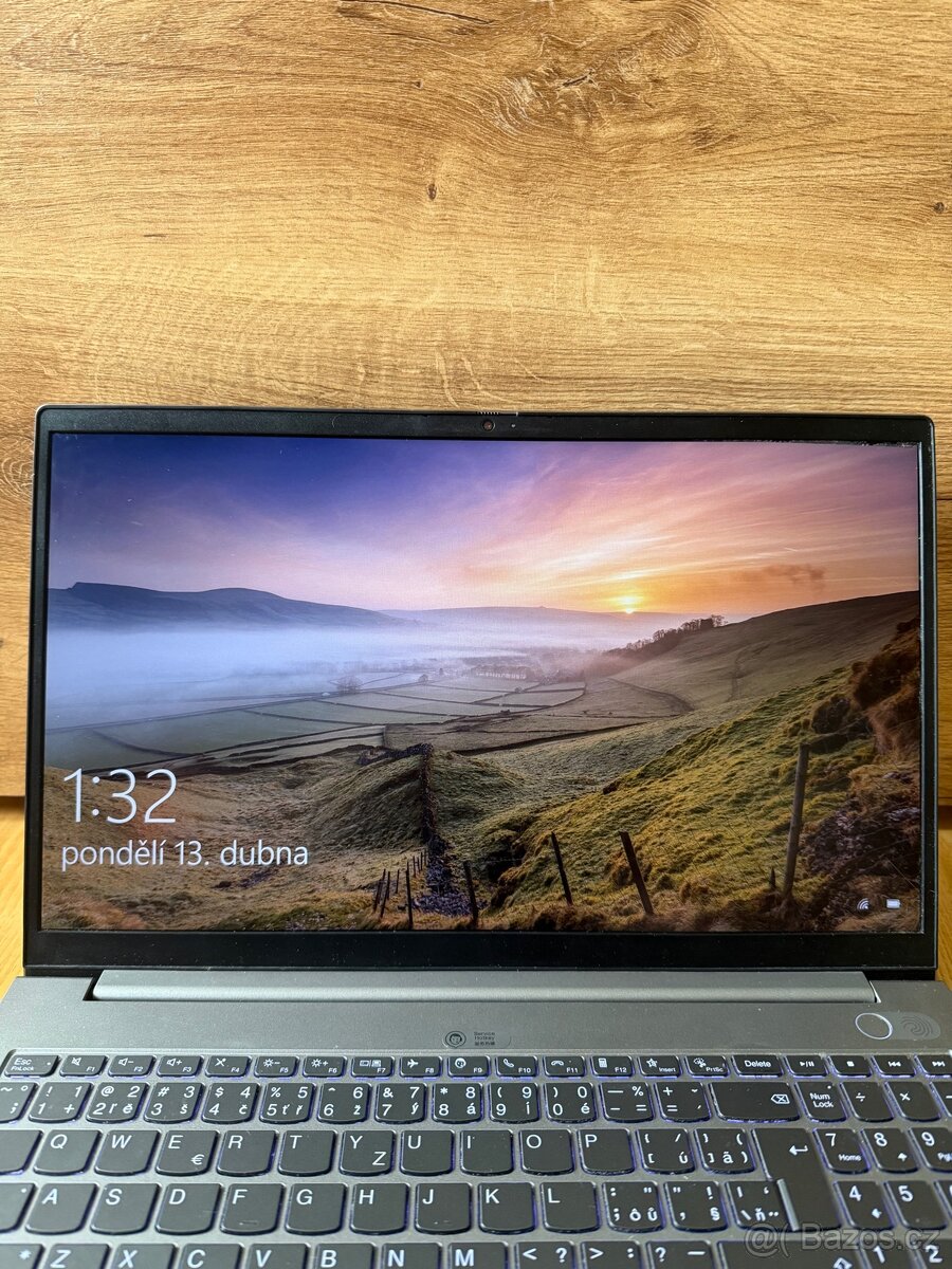 Lenovo ThinkBook 15 - 3