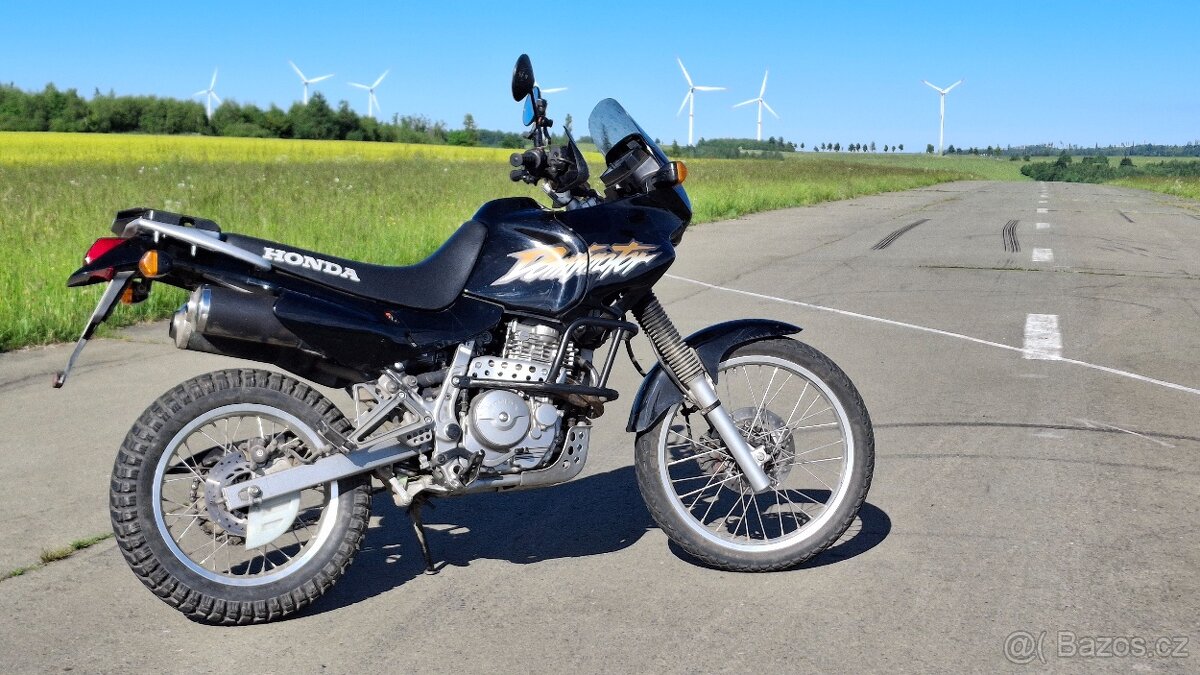 Honda Dominator NX 650, 2002 - 3