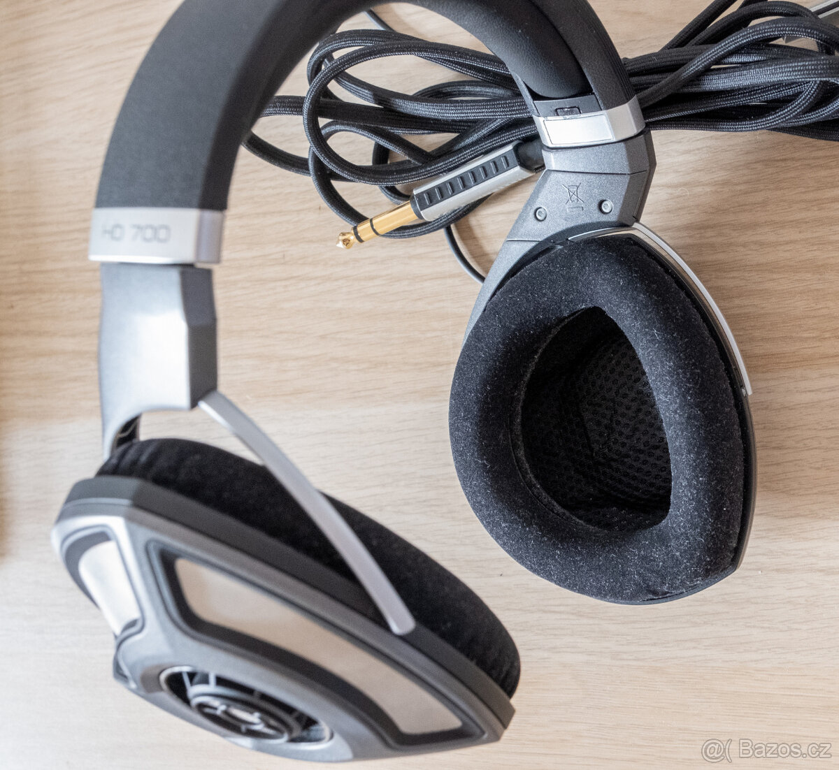 Sennheiser HD 700 - 3