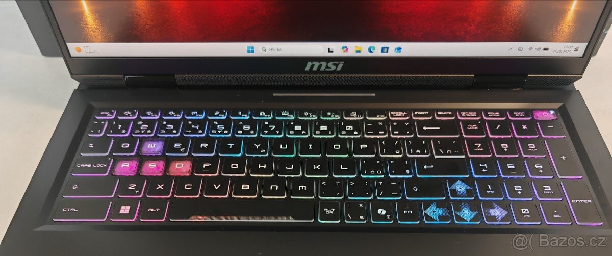 MSI Vector 18HX AI A2XWIG-832CZ zár. 3/28 Nvidia GeForce5080 - 3