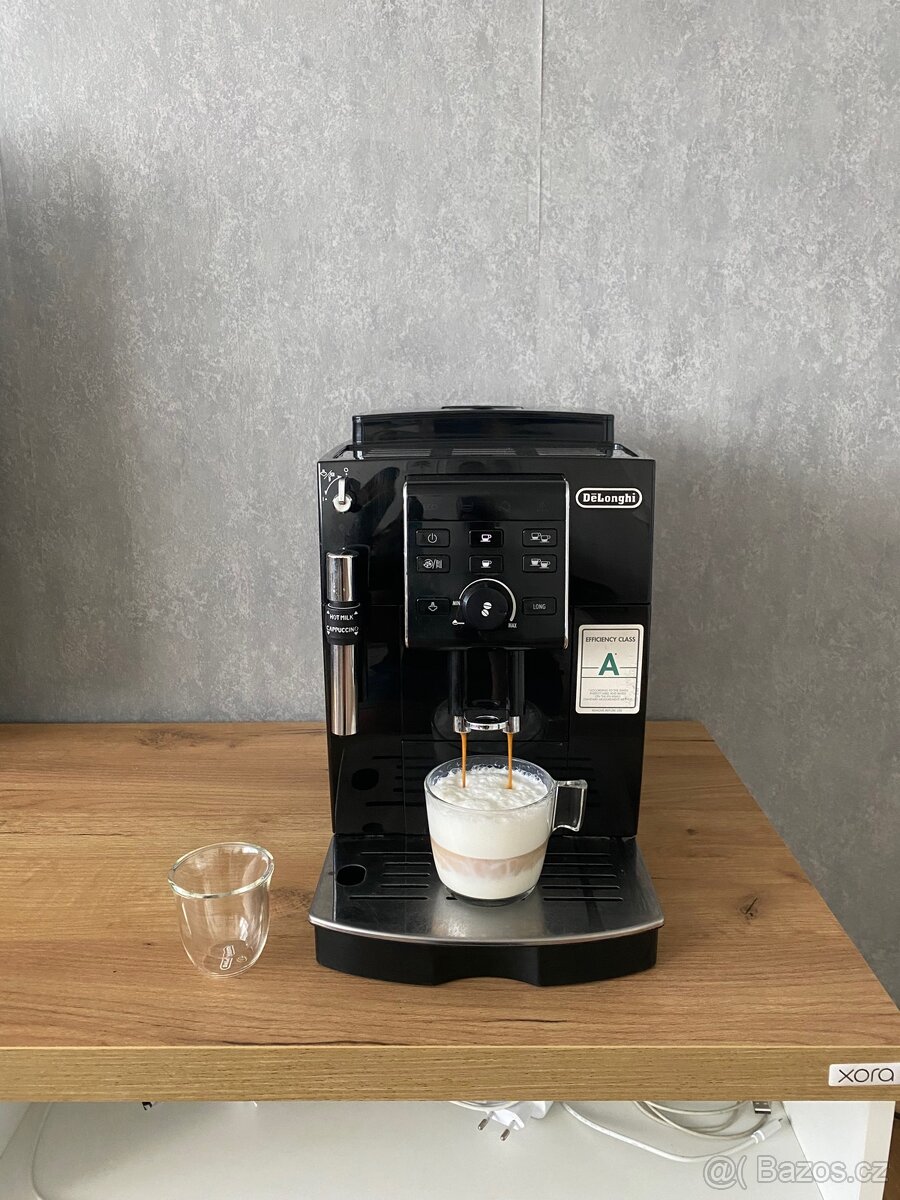Delonghi kávovar Magnifica - 3