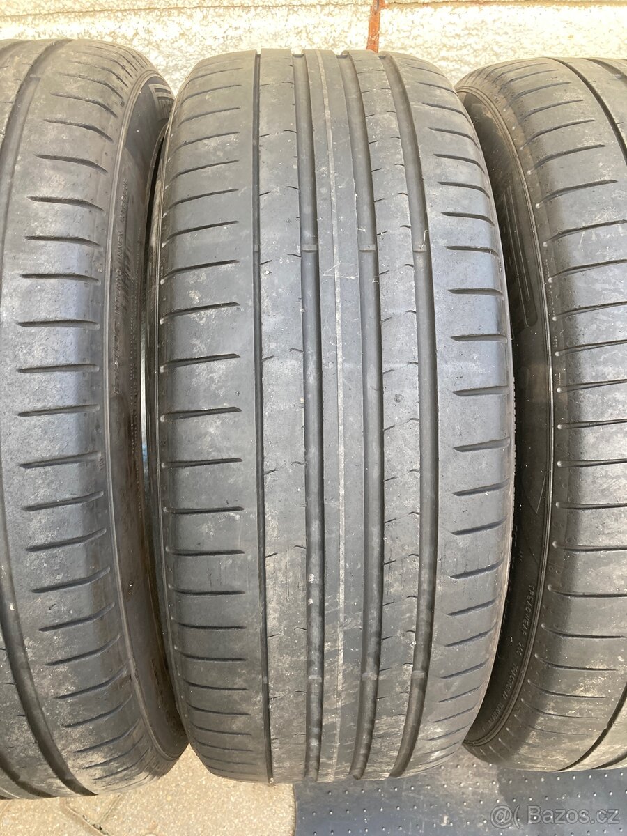 Letní sada pneu 225/45/19 Pirelli Pzero - 3