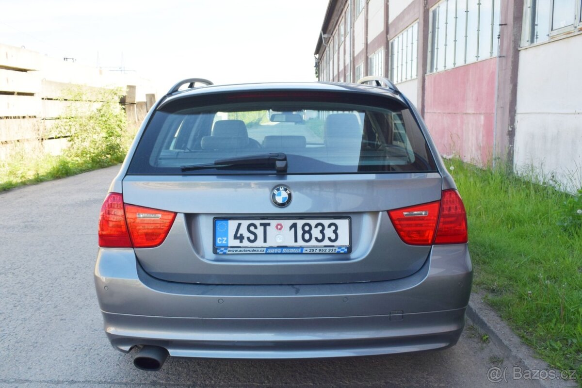 BMW Řada 3 320i E91 125KW 2009/MANUÁL/ - 3