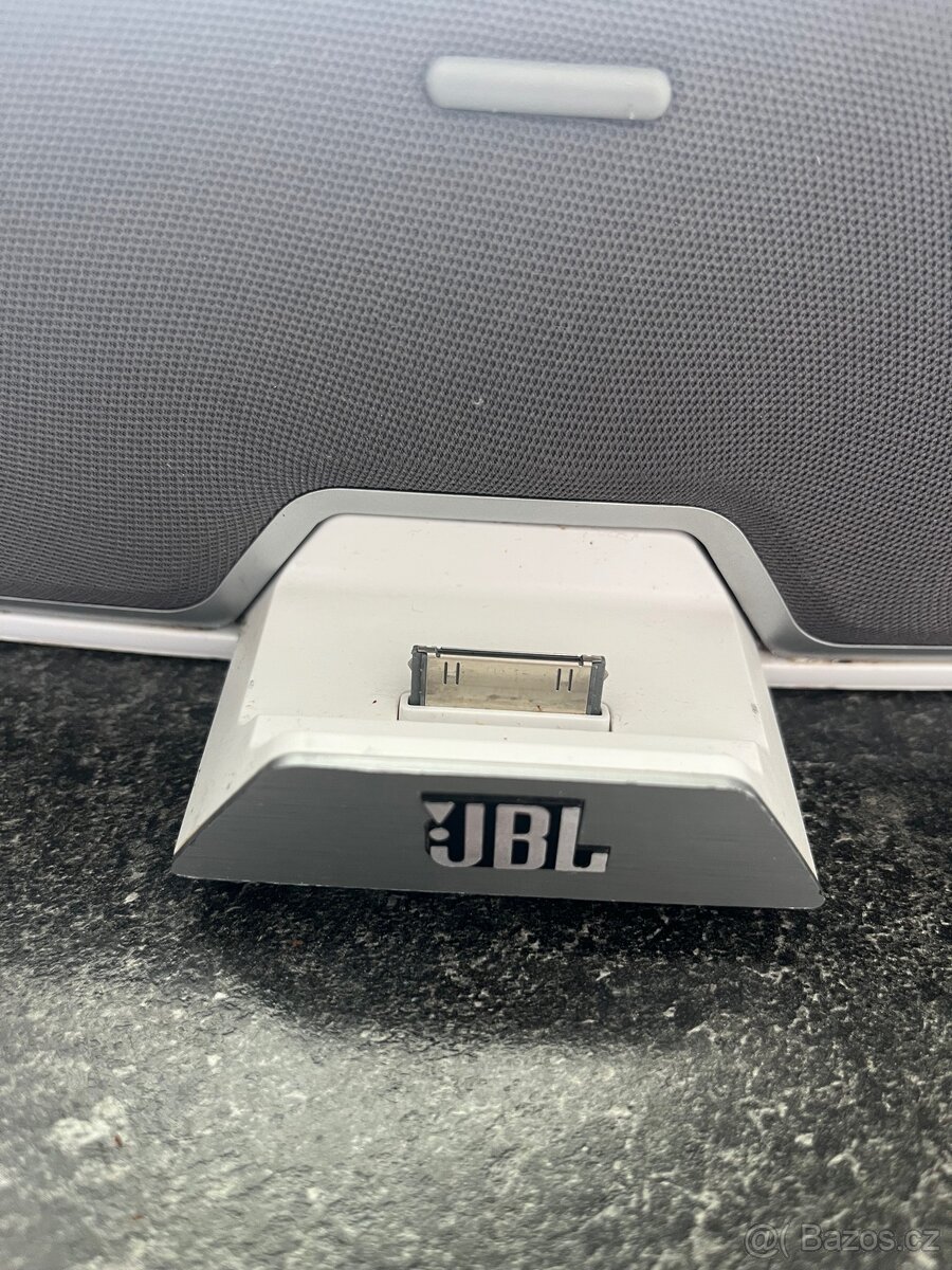 Reproduktor JBL OnBeat Venue bluetooth - 3