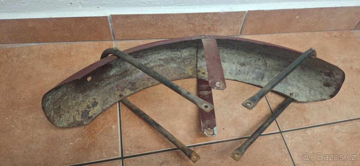 Blatníky jawa 250. 350 - 3