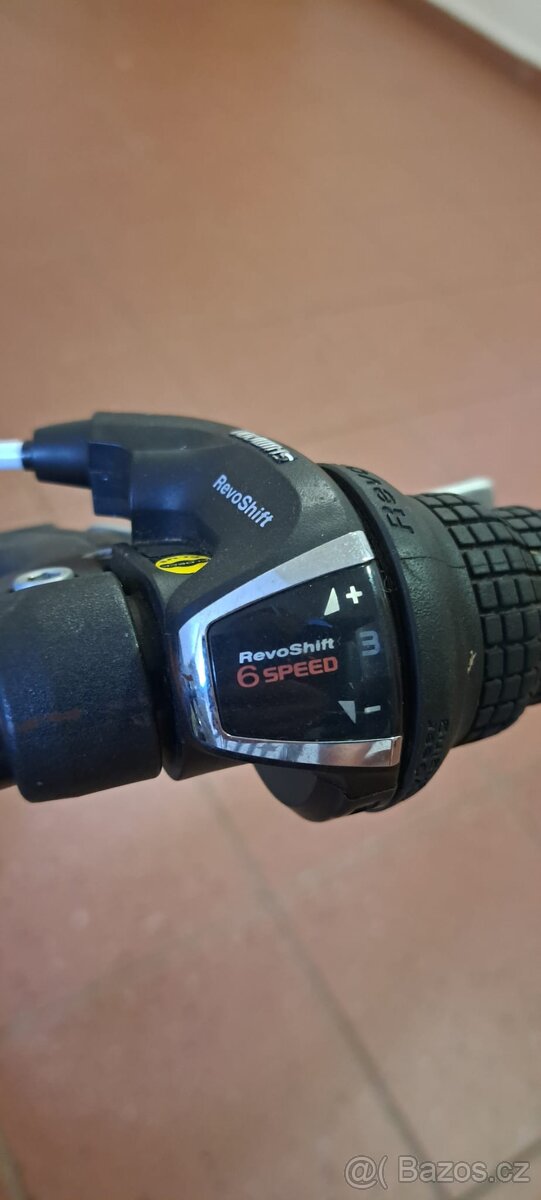 Dětské červené kolo Core Nipper 20” - 3