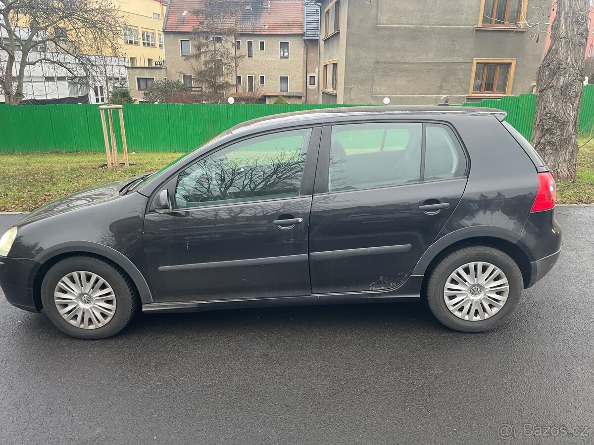 Volkswagen Golf V 1.9 TDI - 3