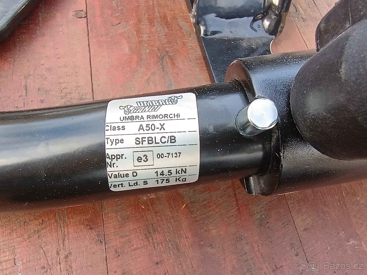 LANCIA THESIS - TAŽNÉ ZAŘÍZENÍ - 3