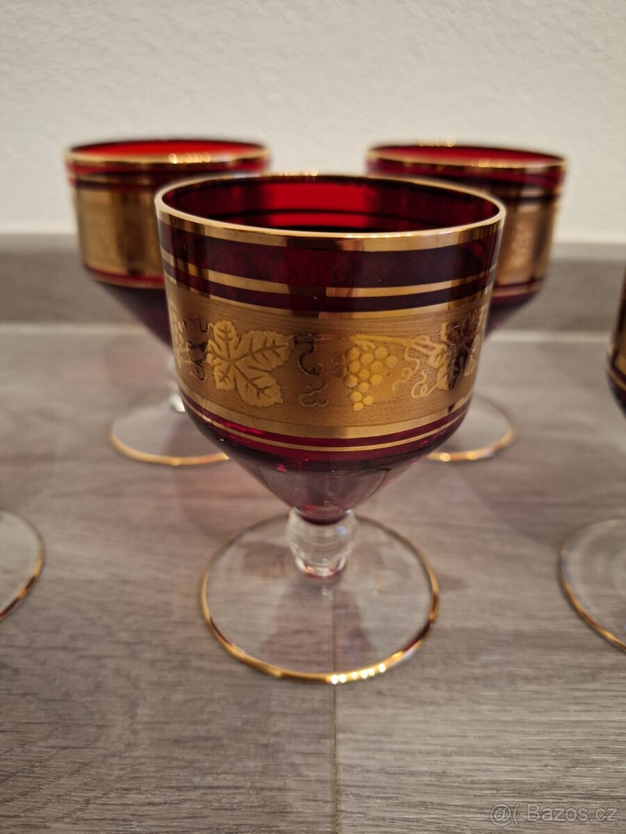 Prodej rubinovych skleniček - 3