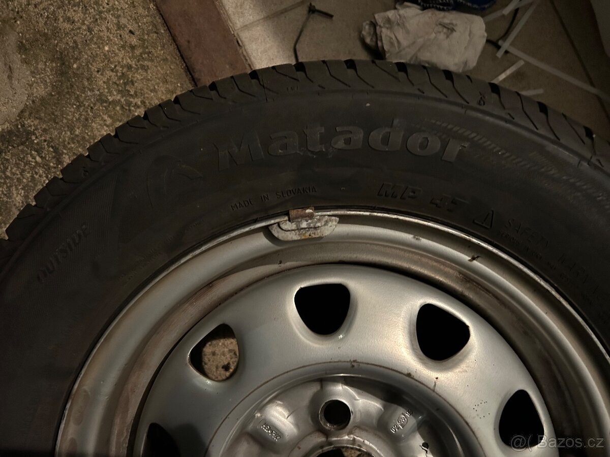 Nové pneumatiky s disky 165/70 R13 - 3