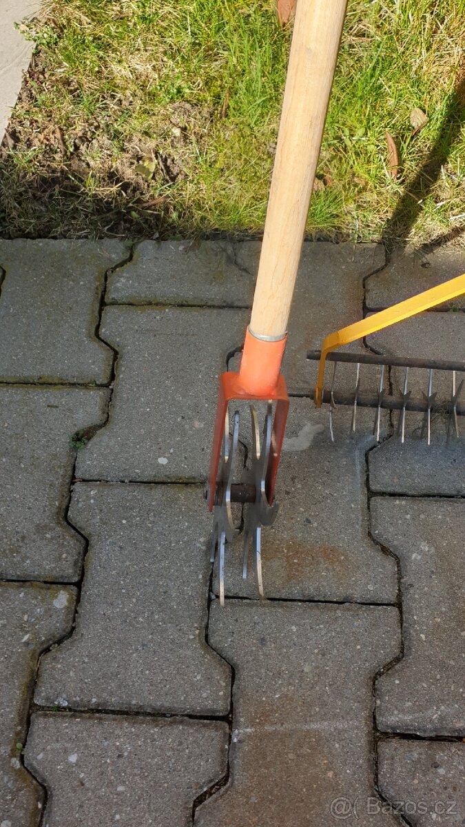 Zahradní nářadí - 3