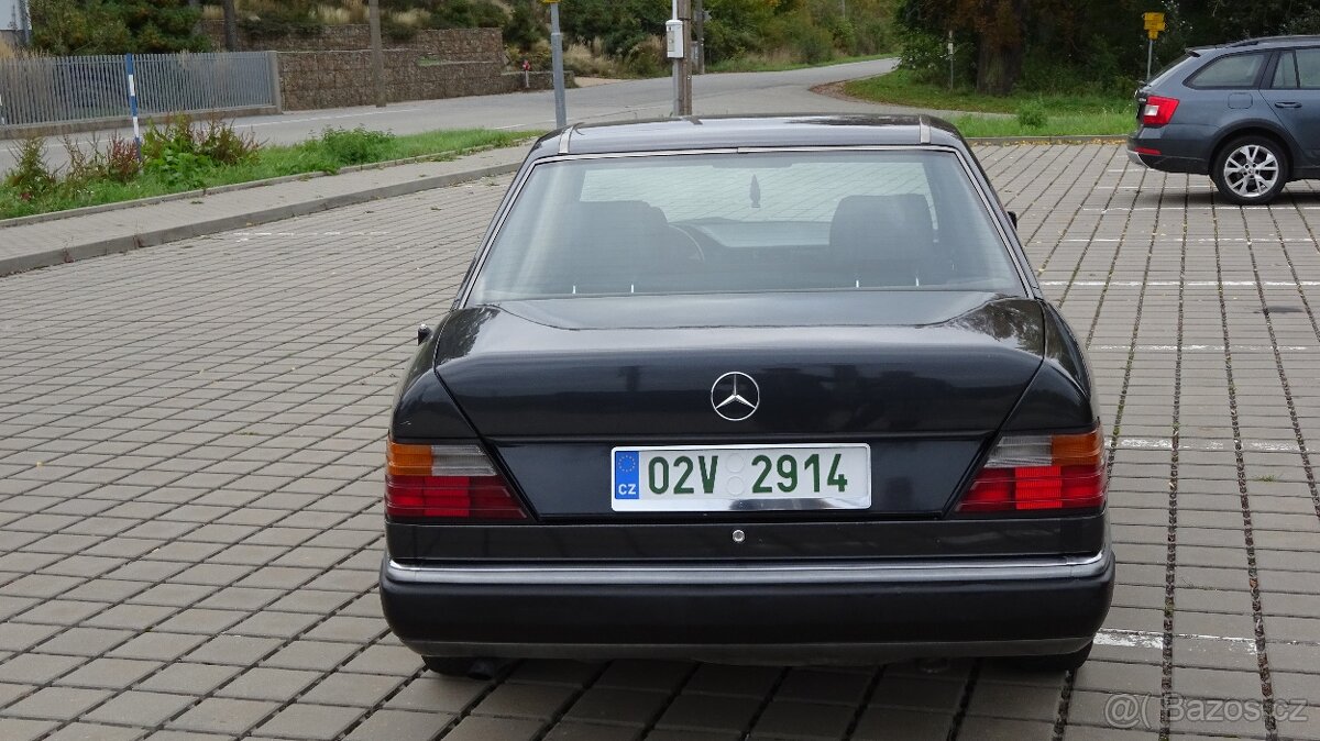 Mercedes - Benz W124 - 3