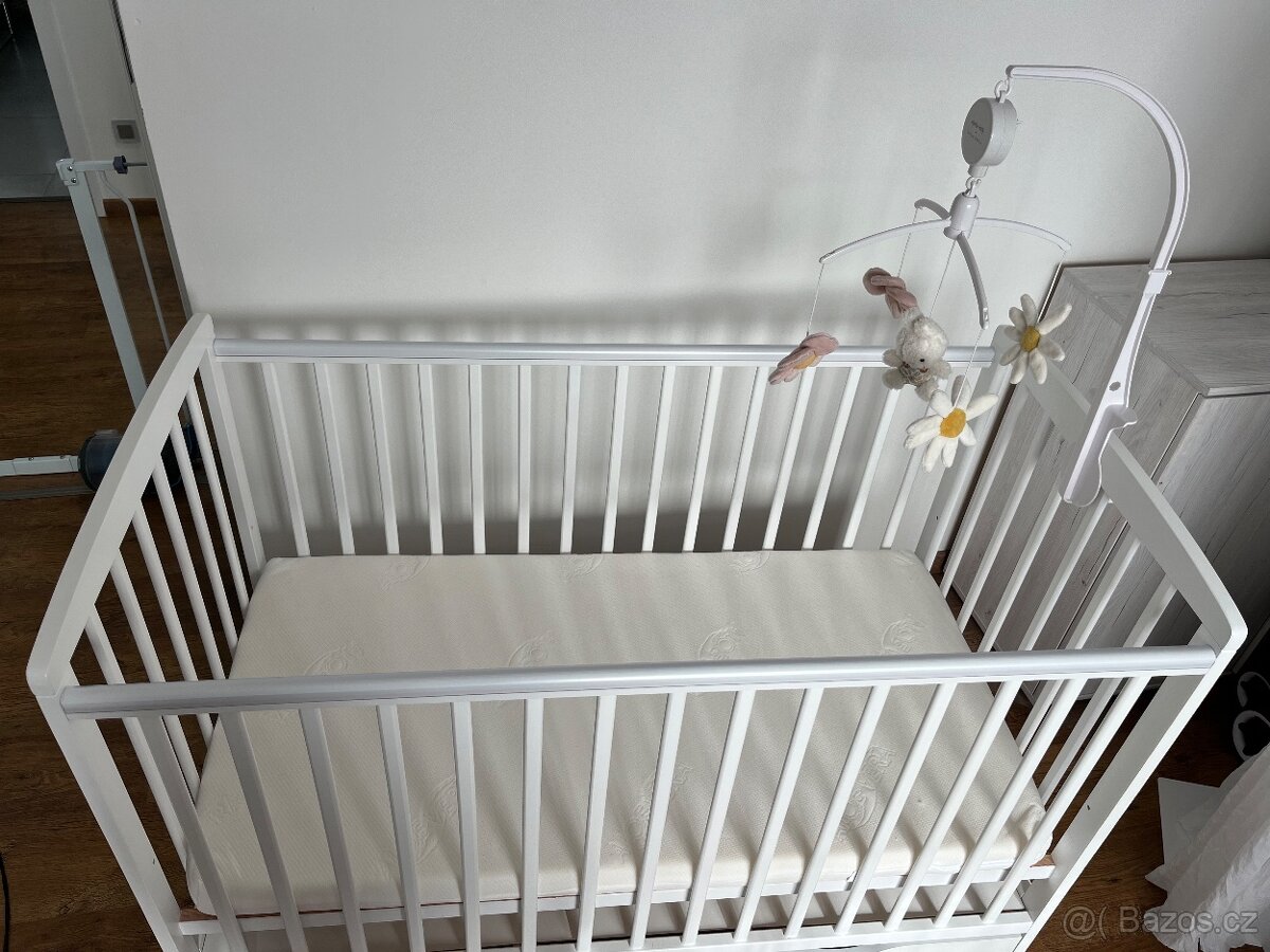Postýlka s matrací - 3