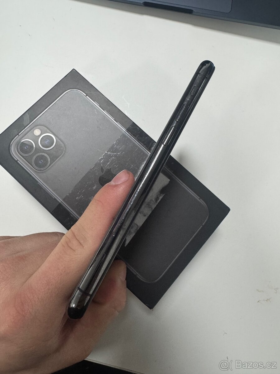 iPhone 11 Pro 256 GB - 3