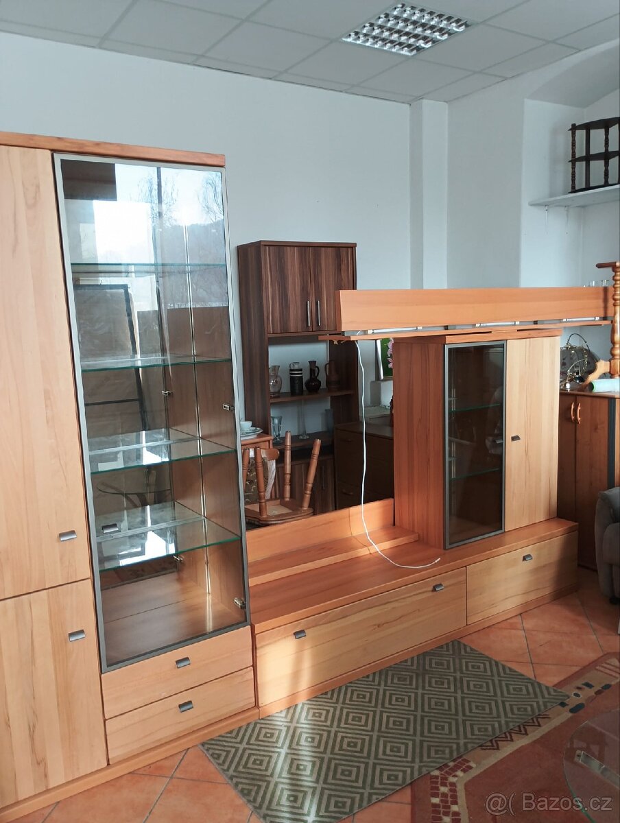 Luxusní masivní obývací stěna (dřevěná) - 3