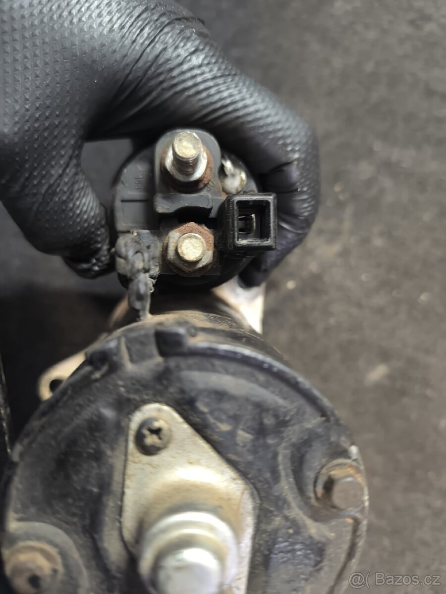 Startér 020911023P - 3