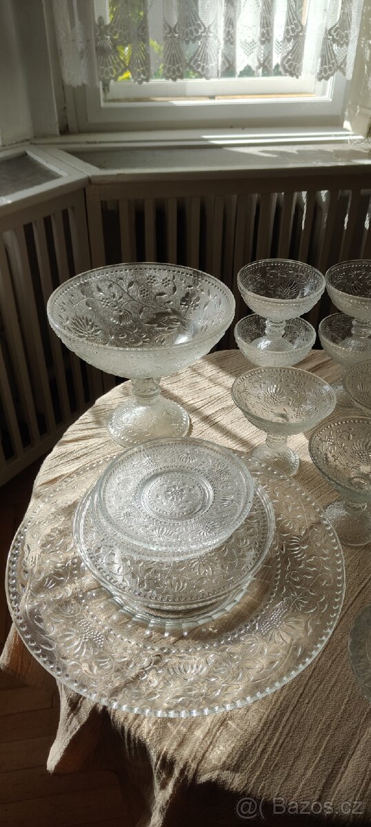 Lisované sklo P. Pánek - 3