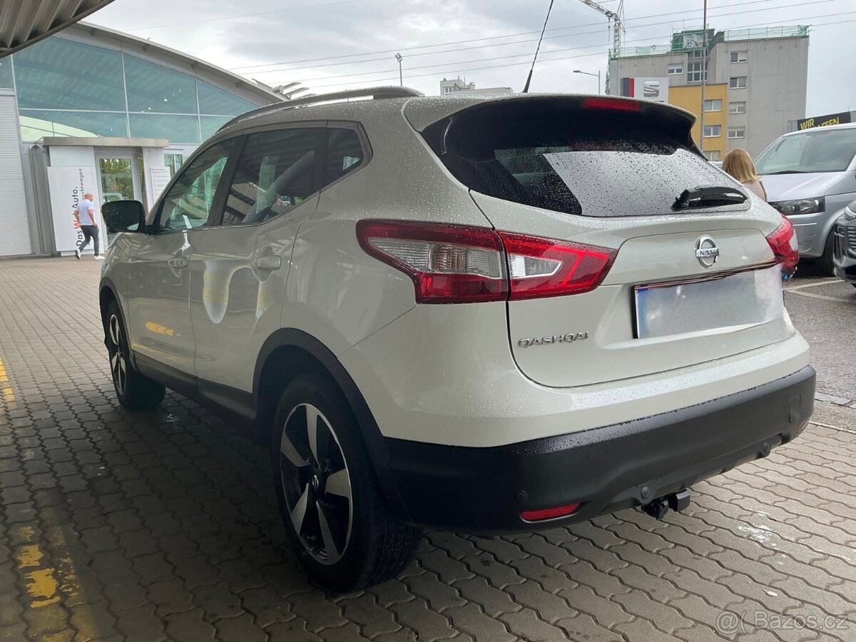 NISSAN QASHQAI DCI 2016 servis Full výbava - 3