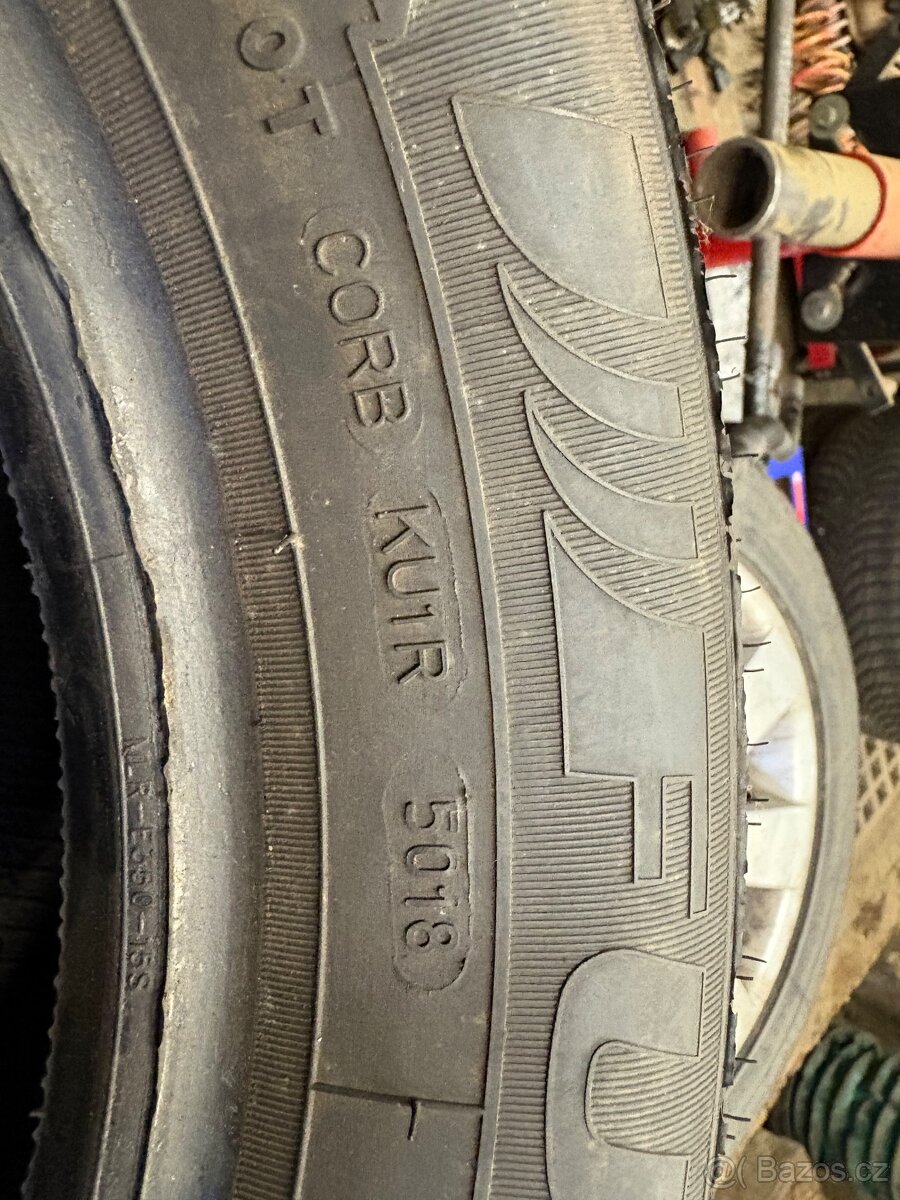195/60r15 - 3