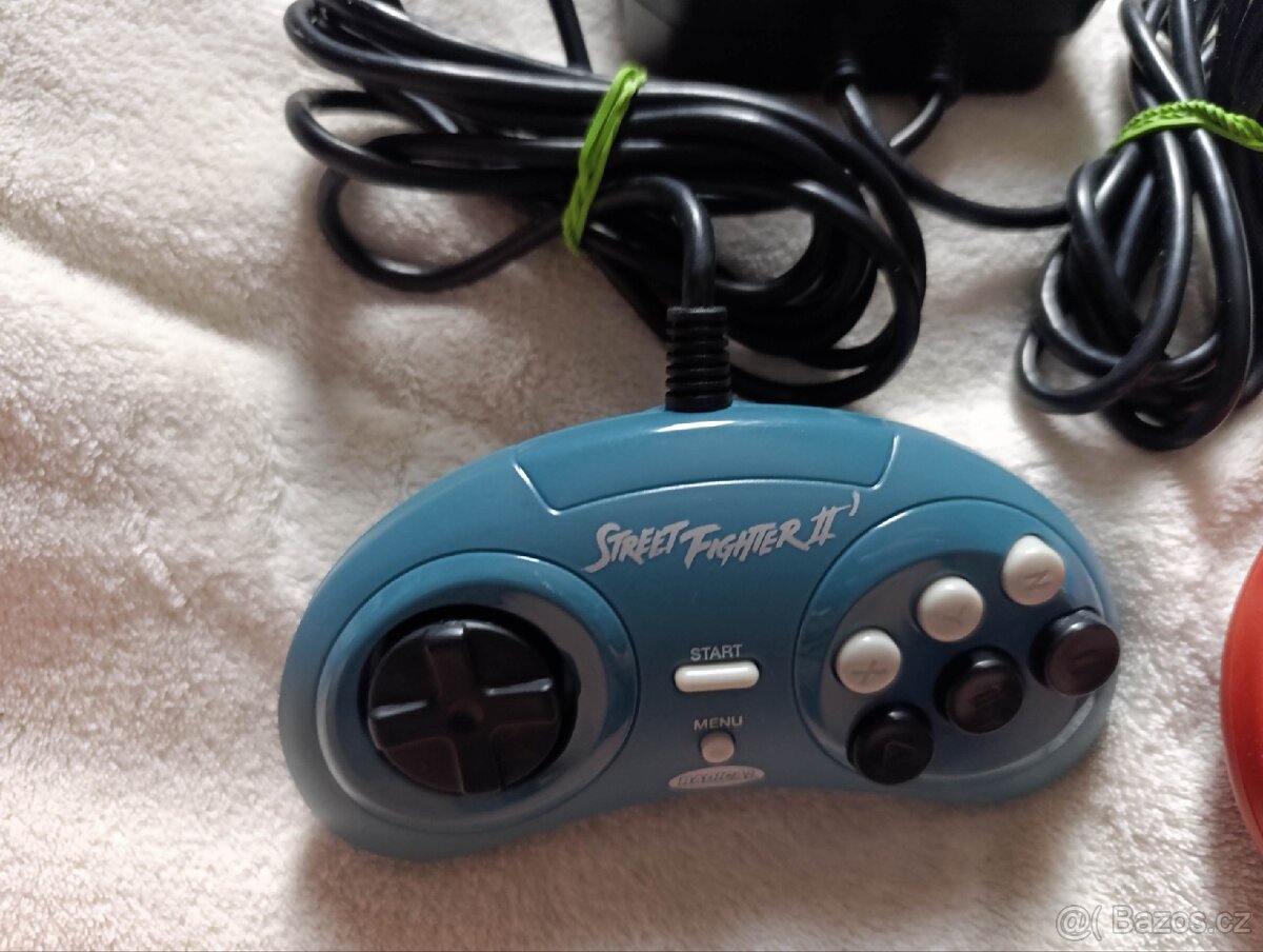 Radica Sega Mega Drive Street Fighter II - 3