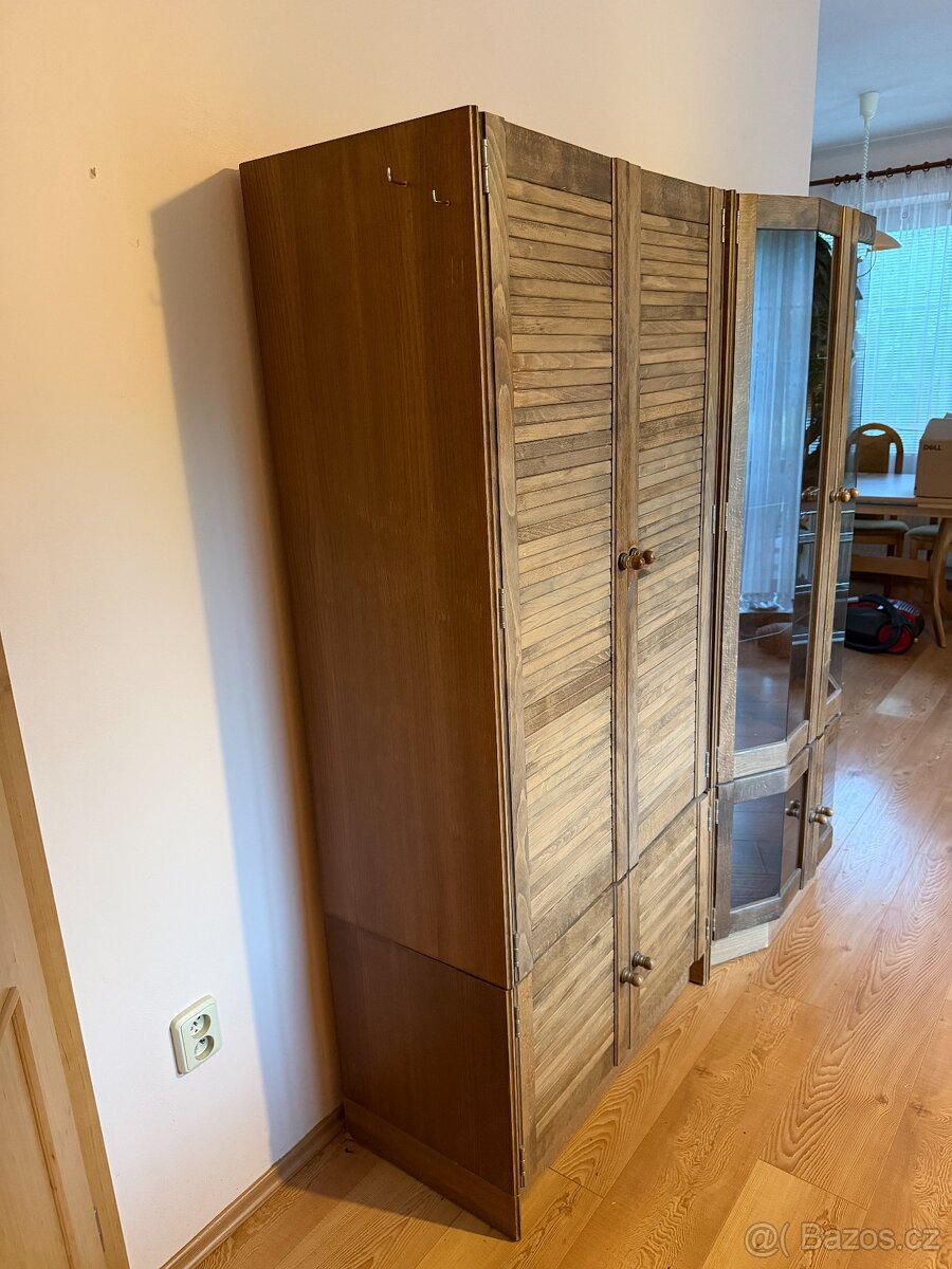 Variabilní obývací stěna - dřevěná dýha - 3