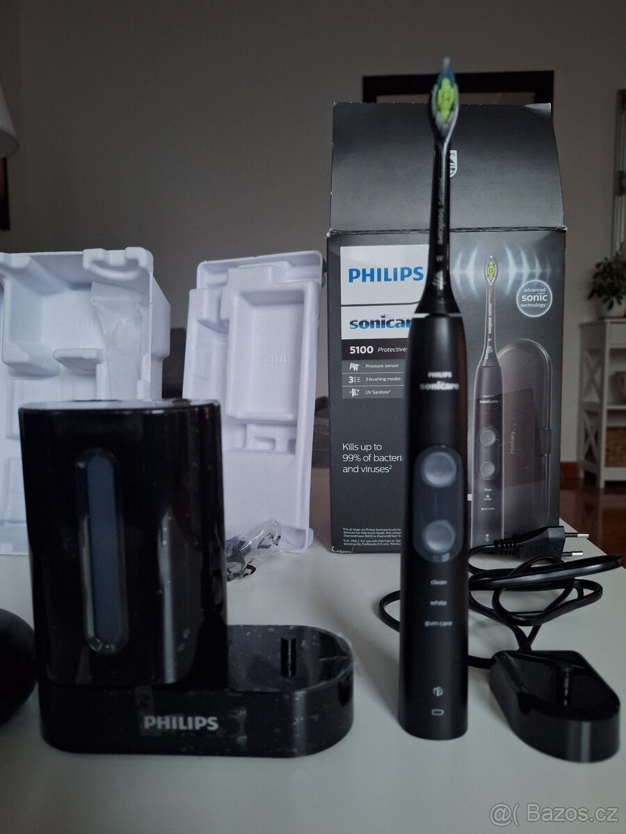 Sonický kartáček Philips Sonicare 5100 - HX6850/57 - 3